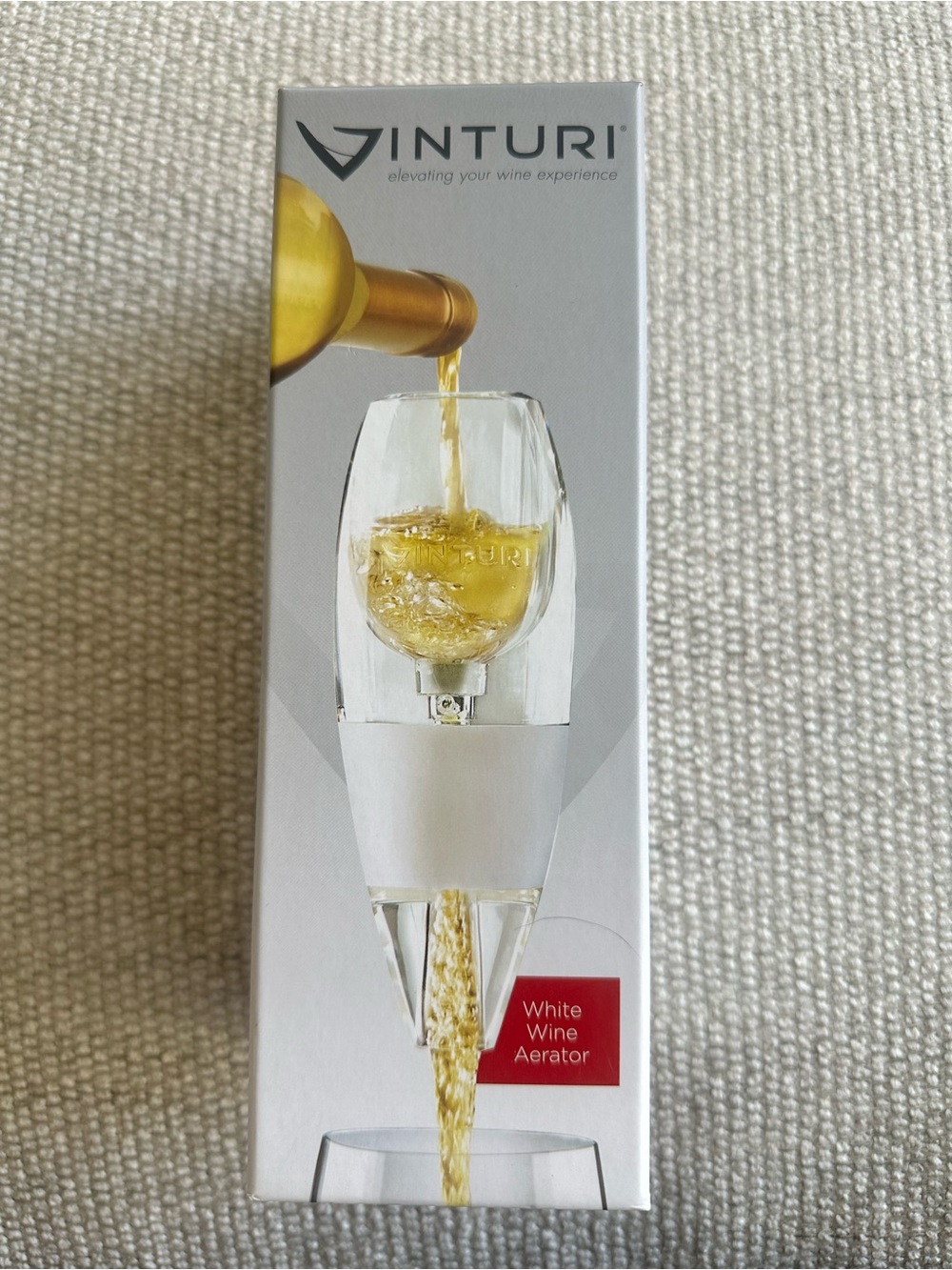 NWOT- Vinturi - White Wine Aerator in Clear/White